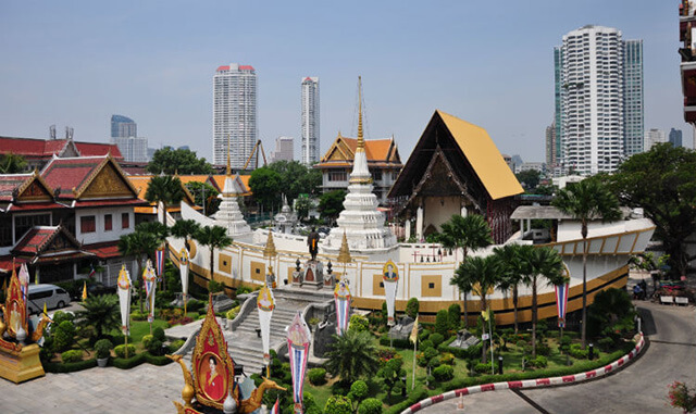 Tên của chùa Wat Yannawa có nghĩa là chùa thuyền