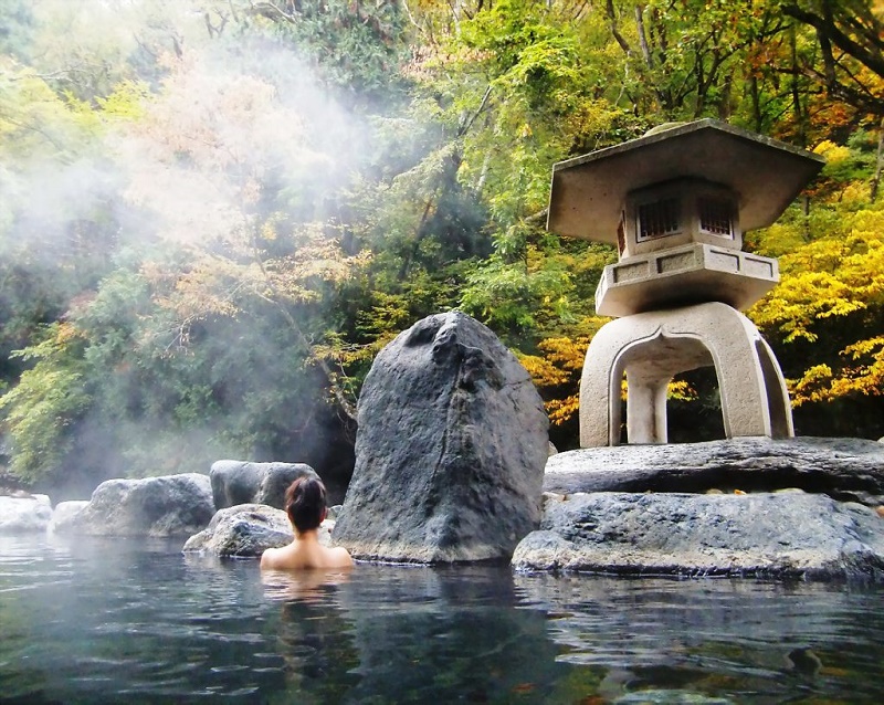 Tác dụng của tắm Onsen khi đi du lịch Nhật Bản
