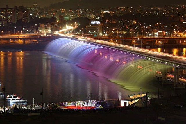 cầu sông Hàn 