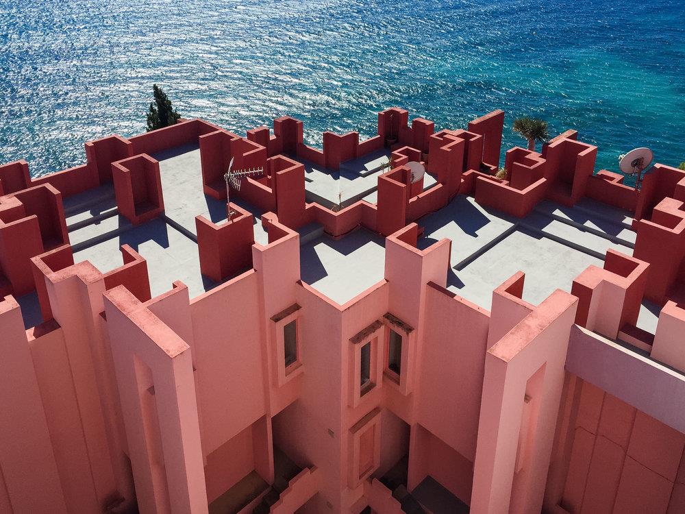 La muralla Roja Tây Ban Nha