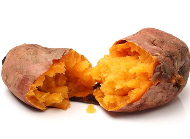 Khoai Hobak Goguma khi có màu vàng cam đẹp mắt, ăn vào thì mềm mịn và ngọt như kem