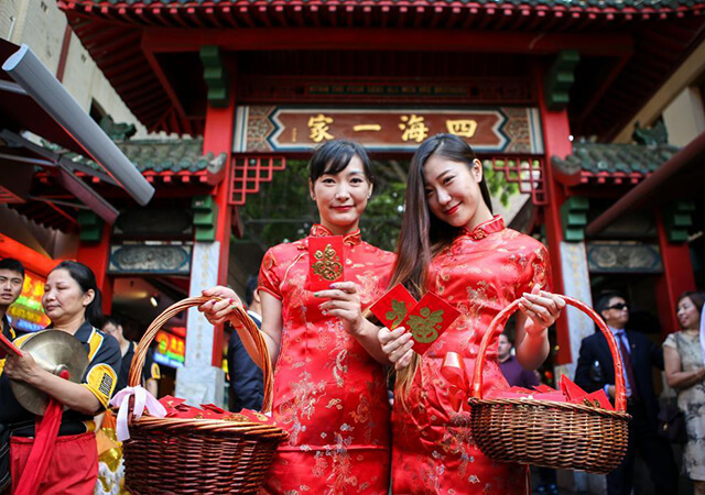 Sườn xám là trang phục truyền thống để trưng diện trong những những tết tại Đài Loan