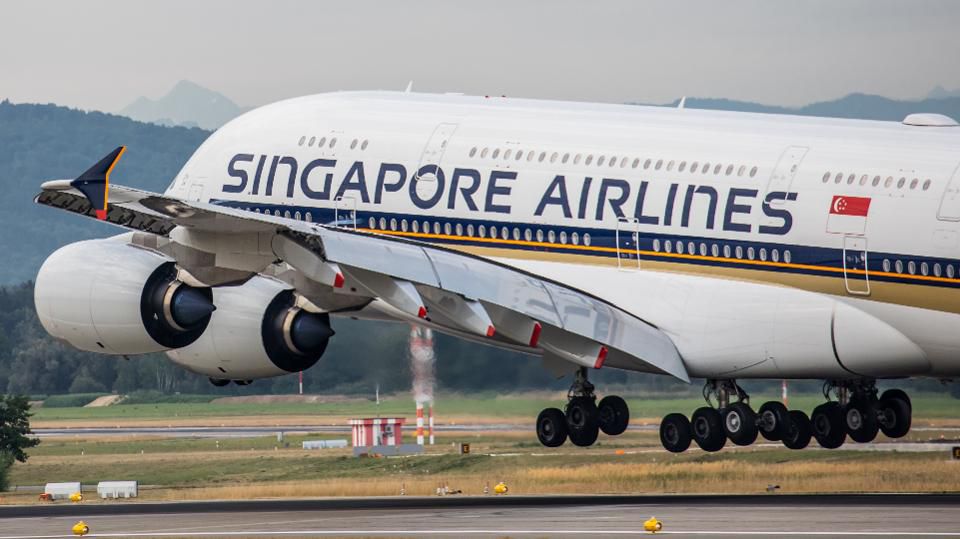  Singapore Airlines