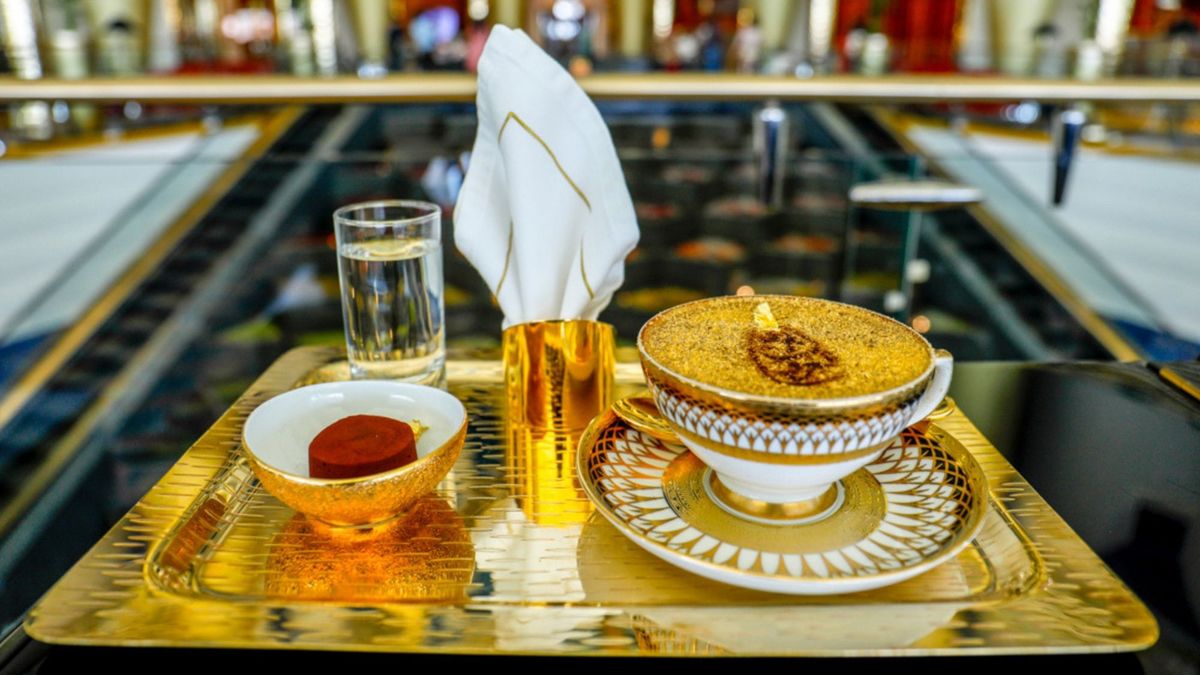 Cà phê phủ vàng Cappuccino, Dubai