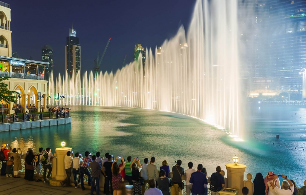 Thưởng thức chương trình Dubai Fountain