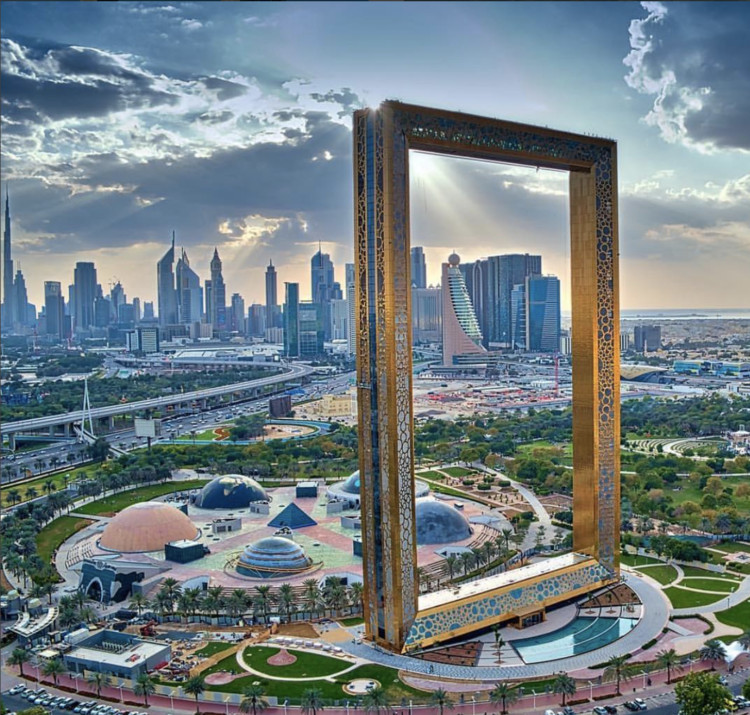  “Khung ảnh” mạ vàng Dubai có gì nổi bật?