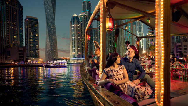 du thuyền ở dòng sông Dhow, Dubai